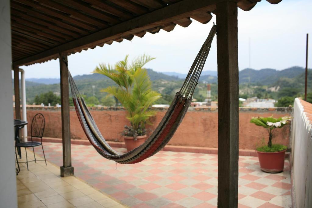 Hotel And Restaurant Guancascos Gracias Exteriér fotografie