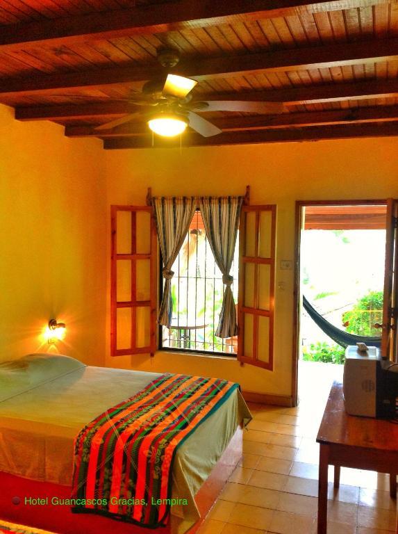 Hotel And Restaurant Guancascos Gracias Exteriér fotografie